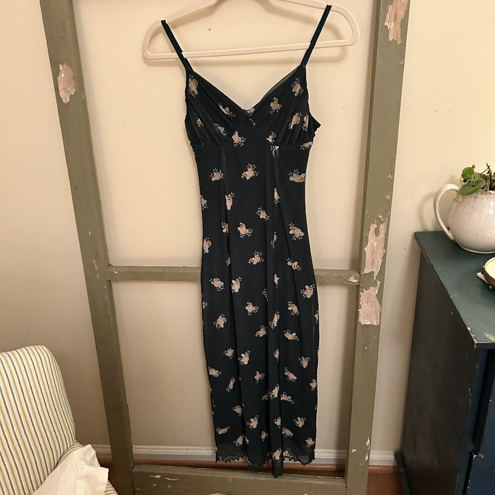 Urban Outfitters XS Dark Green Floral long Dress